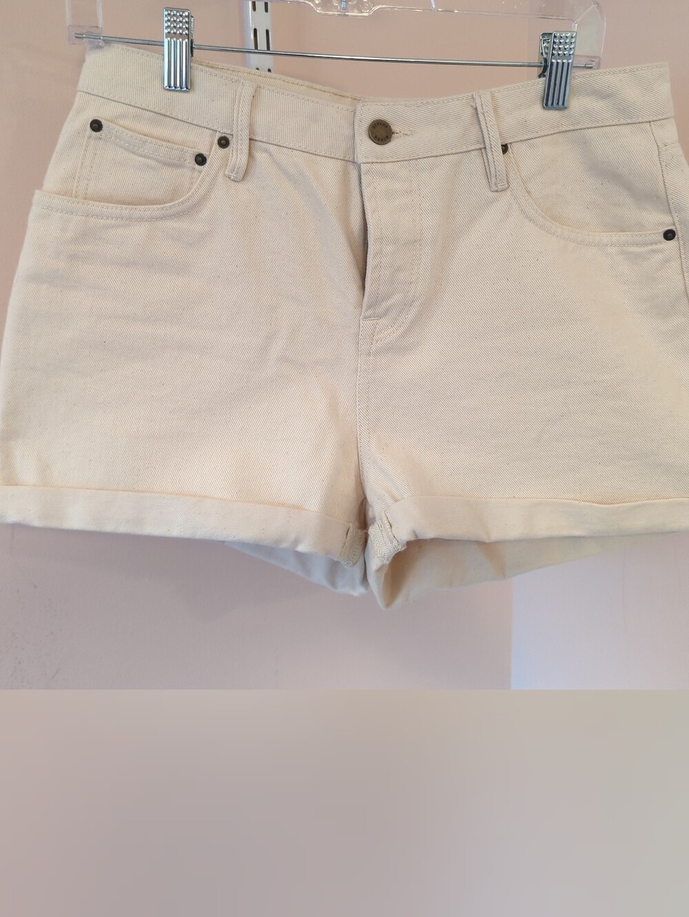 LNWOT Sezane Niels Denim Shorts Women's 40 Ecru